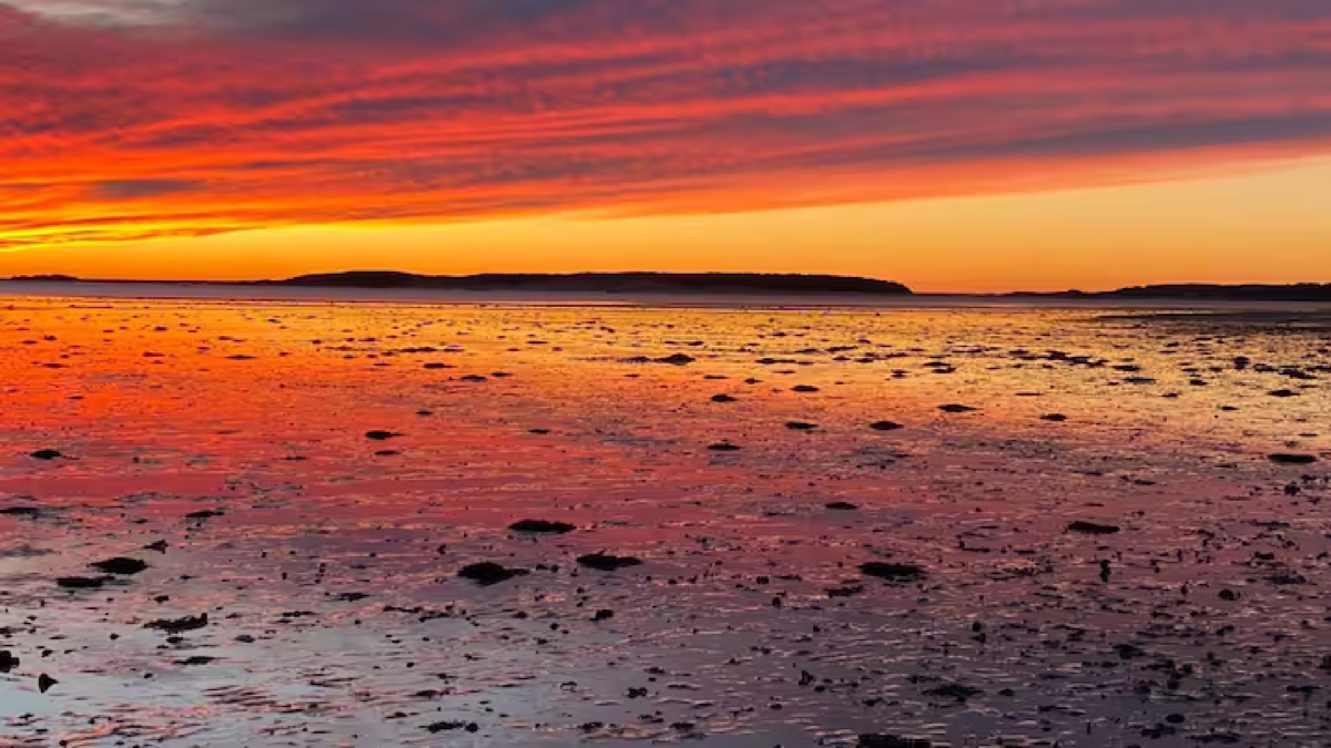 Bay sunset from Indian Neck